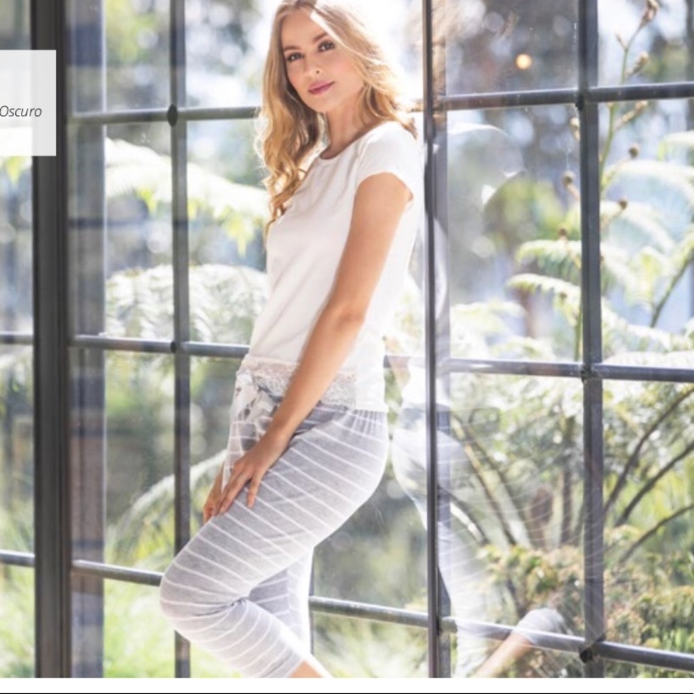 Pajama Set with Capri Pants